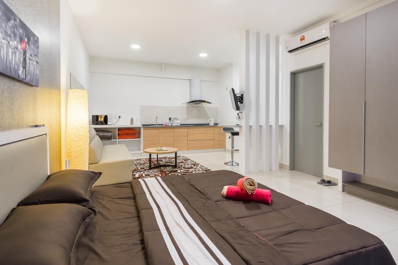 Comfort Zone Premium Guesthouse @ Evo Bangi Exterior foto