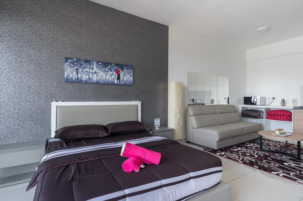 Comfort Zone Premium Guesthouse @ Evo Bangi Exterior foto